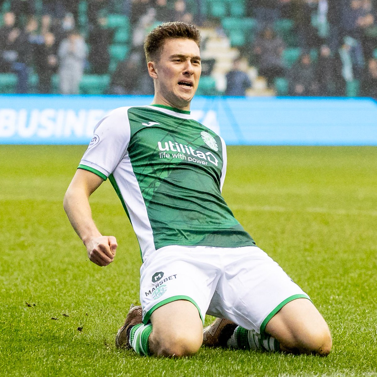 HibernianFC's tweet photo. Happy birthday, Matthew Hoppe! 💚🎂 https://t.co/EqxwXEhCWs