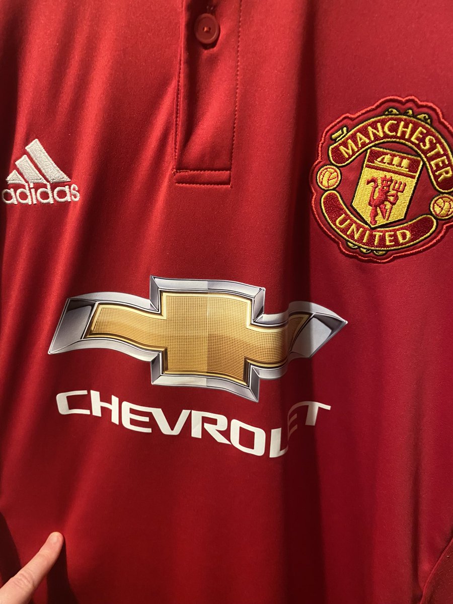 WG20shirts's tweet photo. 7. Manchester United Home Shirt 17/18 - £17 Excellent Condition https://t.co/DolYRrDHfY