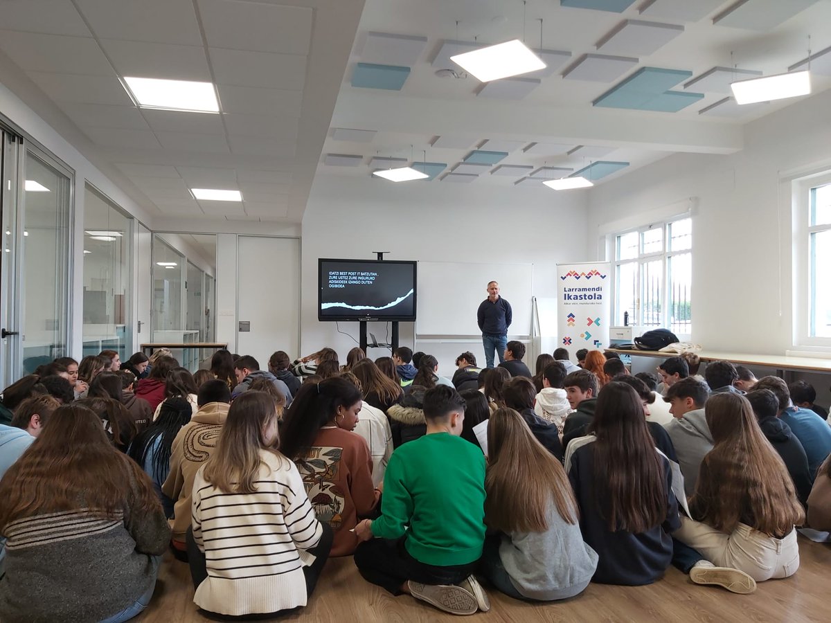 Larramendi Ikastola tweet media