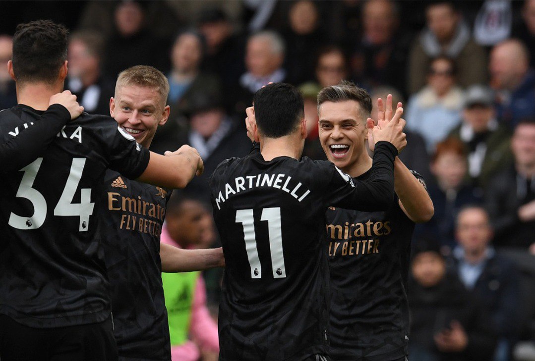 «Арсенал» «Сити»га имкон қолдирмаяпти, «Барселона»ни VAR қутқарди. Ҳафта ўйинлари якунлари

Европа футболида дам олиш кунларида рўй берган асосий воқеалар, голлар ва турнир жадвалларидаги вазият.

📹 👉 kun.uz/08076335