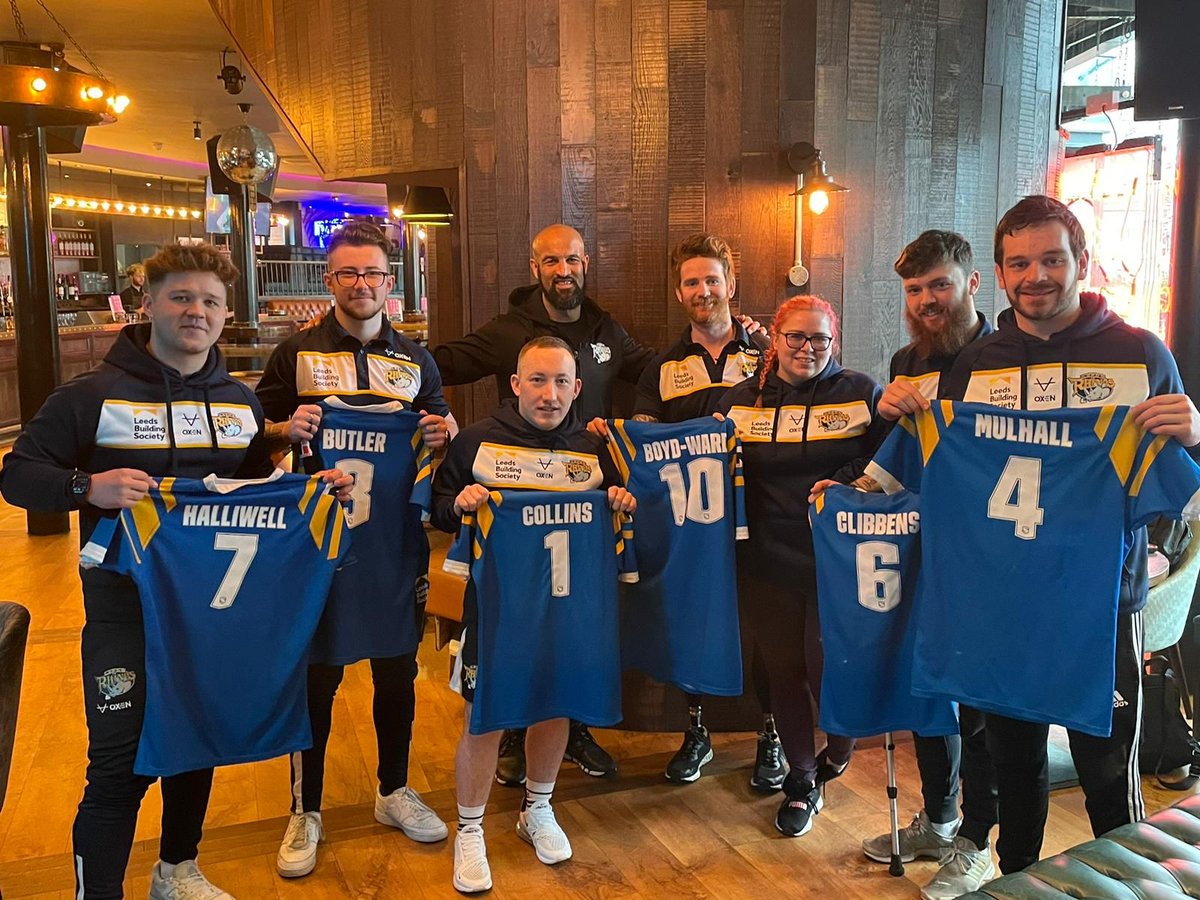A great day yesterday for our Wheelchair team, being put through their paces in a team building session, followed by their shirt presentation🦽 This is the first time the team will proudly wear their names on their backs🦏 Thank you to Jamie for making the day extra special!🙏