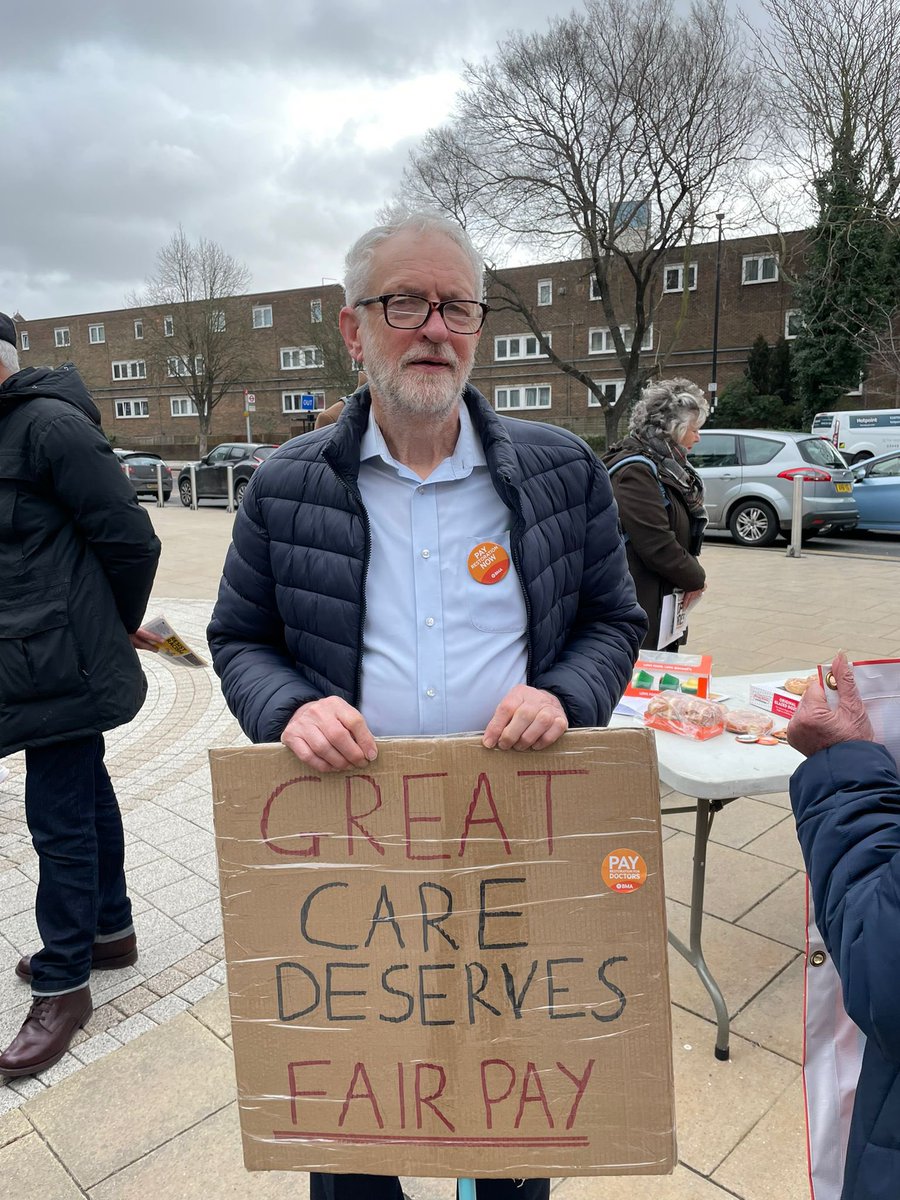 John Donaghy (@johndonaghy_) on Twitter photo <a href="/jeremycorbyn/">Jeremy Corbyn</a> showing up to support #JuniorDoctorsStrike at <a href="/WhitHealth/">Whittington Health NHS Trust</a> 👊🏻 <a href="/jeremycorbyn/">Jeremy Corbyn</a> showing up to support #JuniorDoctorsStrike at <a href="/WhitHealth/">Whittington Health NHS Trust</a> 👊🏻