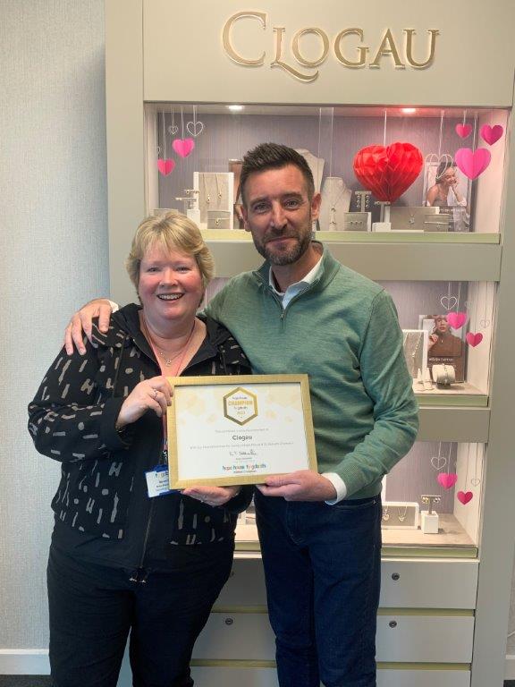 Bekki Fardoe (@hopehousebekki) on Twitter photo We have some of our first GOLD <a href="/HHTGhospices/">Hope House & Tลท Gobaith Children's Hospices</a> Business Champions!
Our Business Champion programme began in 2020 after we desperartely needed financial support to help cover the unexpected cost of PPE materials that were needed to ensure we could continue to provide safe care. We have some of our first GOLD <a href="/HHTGhospices/">Hope House & Tลท Gobaith Children's Hospices</a> Business Champions!
Our Business Champion programme began in 2020 after we desperartely needed financial support to help cover the unexpected cost of PPE materials that were needed to ensure we could continue to provide safe care.