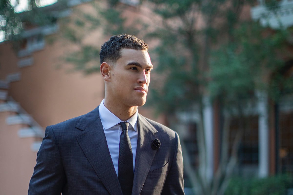 BibsCorner's tweet photo. Dwight Powell the employee who never misses a day, everybody trusts him, his camera is on in every meeting, he replies to every birthday and work anniversary email, signs every card, says good morning when he walks in, always dresses nice. 

But nobody actually knows wtf he does. https://t.co/eVb1WpR8Vv