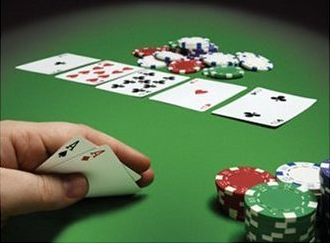 TopPokerValue's tweet photo. Show One, Show All: a poker rule that states a player must show their hole cards to ALL players if they've shown them to any player https://t.co/eB39xcqyOQ #pokerterms #pokerrules https://t.co/BbFza1qqat