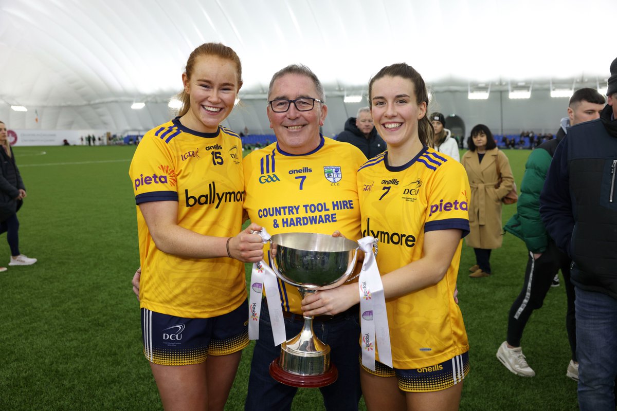 DCUDocEirGAA's tweet photo. Clubmates again from @NaomhCiaranLGFA in @OffalyLGFA are Kate &amp; Roisin https://t.co/FwqomP4CTi