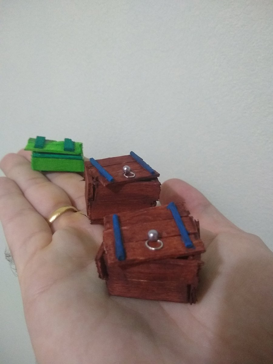 DoutorSocial's tweet photo. O vídeo de amanhã não terá vídeo games. 🎲🎨🖌️ https://t.co/hJ4DHkNxqh