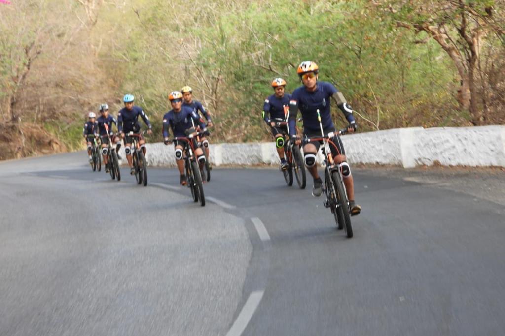 Southern Command INDIAN ARMY (@IaSouthern) on Twitter photo 2023-03-13 14:31:01 #BattleAxeDivision Cycle Expedition team flagged off from #MountAbu & will traverse 820 Km over 10 days across Aravallis culminating at #StatueOfUnity. Cyclists from #IAF, #CRPF, #NCC & civil enthusiasts are participating spreading message of One India & Fit India #DesertCorps #BattleAxeDivision Cycle Expedition team flagged off from #MountAbu & will traverse 820 Km over 10 days across Aravallis culminating at #StatueOfUnity. Cyclists from #IAF, #CRPF, #NCC & civil enthusiasts are participating spreading message of One India & Fit India #DesertCorps