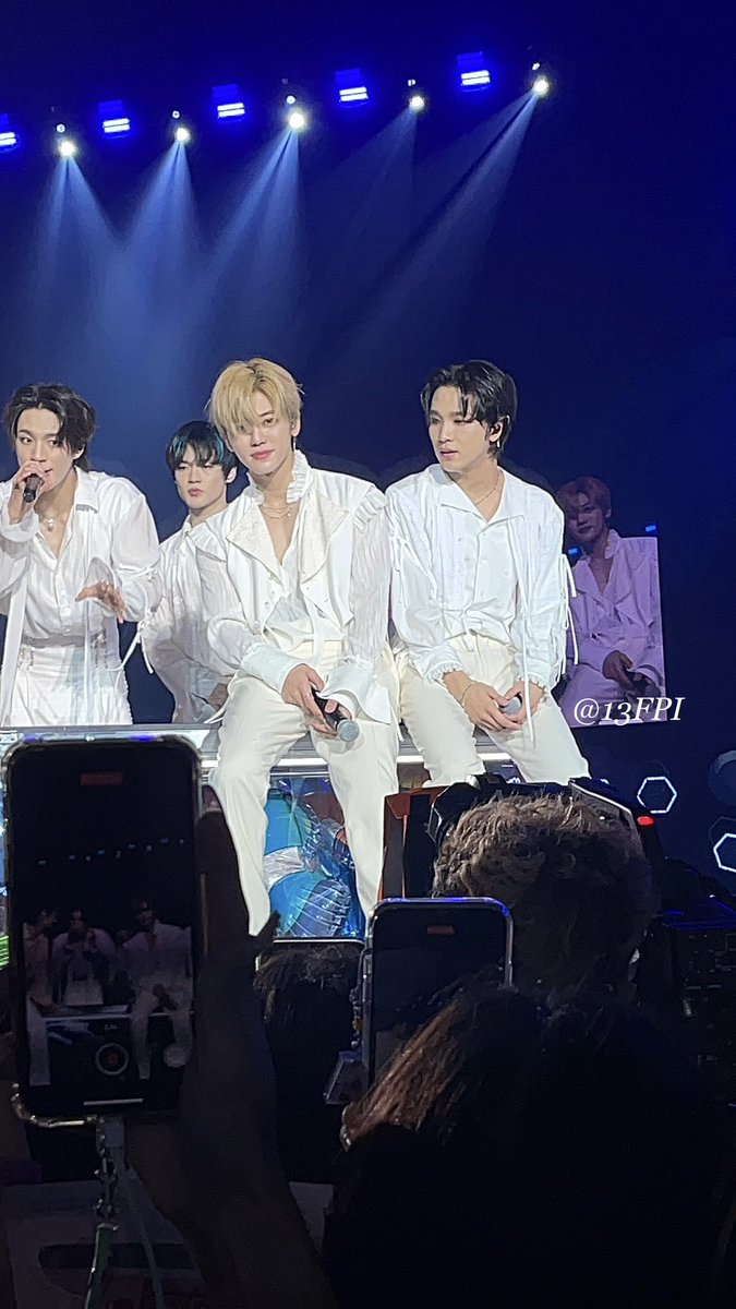 13FPI____'s tweet image. รักพวกแก ดีใจที่ได้เจอนะ อยู่เล่นต๊องๆด้วยกัน อยู่แกล้งกันแบบนี้ไปนานๆน้า พวกแกน่ารักมากๆ เพราะทั้งสองคนทำให้เราได้มีช่วงเวลาดีๆแล้วก็ได้มาเจอคนน่ารักอีกหลายคนเลย ขอบคุณมากๆ ไว้เจอกันอีกนะ🐻🐰💜💙