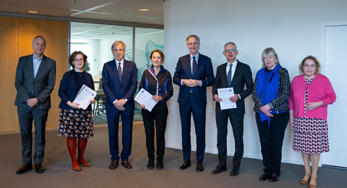 Van de Nationale Commissie Sectorplannen ontving ik hun tweede advies over deze investeringen, veel dank daarvoor! #minocw