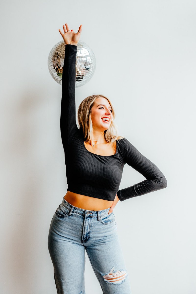 kaitlyn_matlock's tweet photo. goldie girl dream… https://t.co/XvKzK9sCS5 is now open!!  Use my code KAITLYN10 for 10% off $50+ https://t.co/OzS60MGuyK