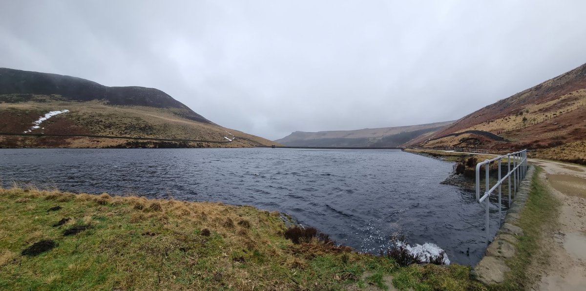 VickiA999's tweet photo. The weather was hideous for today's training walk 🌧🌧🌧 Bet @AidieT3 was glad he joined us 😆 #3PeaksTraining #Dovestones #BeforeAndAfter 🙈 #ControlRoomOperators 📞🔥🚒 https://t.co/EF56BJ0h5o