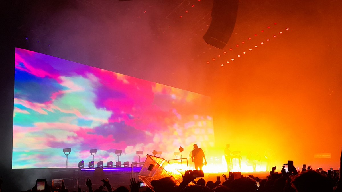 MiguelLechugaM1's tweet photo. @aesquinca @alfa913fm Toño, muy buenos días, muchas gracias por los boletos para @tameimpala, estuvo increíble!!! https://t.co/ZTz3TFOUES