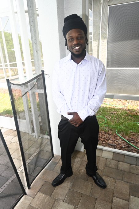 I step in the door as a man with respect and a smile that will brighten the whole room 😊 https://t.c<a href="/tag/manyvids"class="tags"><span>#manyvids</span></a><a href="/tag/mv"class="tags"><span>#mv</span></a>