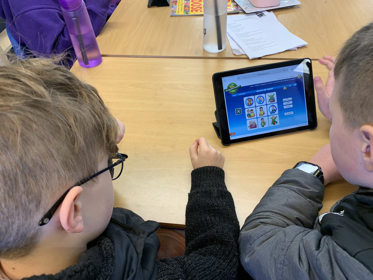 Last week @KPS_Primary5L were learning the names for family members in French. 🇫🇷 We started to explore grammatical gender and recognise genders of words. We used Linguascope to help us practise this.