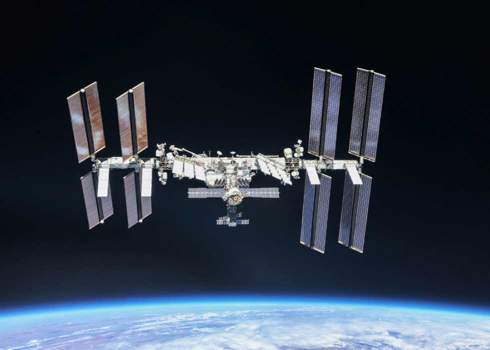 MickyMannii's tweet photo. The International Space Station is the largest structure humans have ever put into space. Shit !! https://t.co/5Ea0JT8wtm