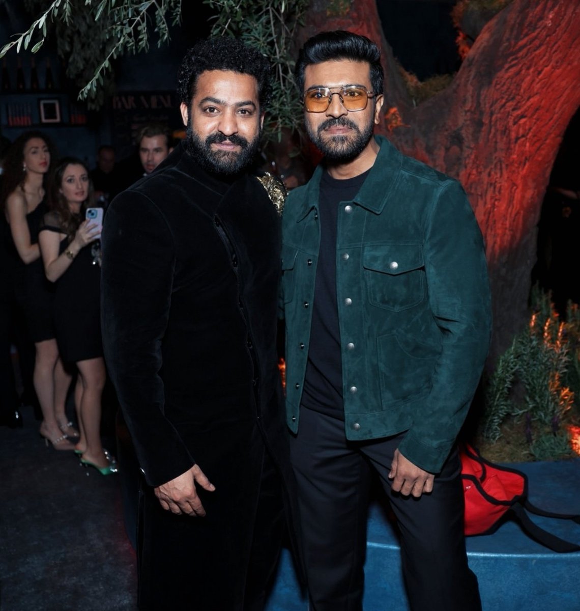 Ram @AlwaysRamCharan with Man Of Masses & Global Star @tarak9999 at the #Oscars @VanityFair party 🔥❤️‍🔥. #Oscars95 #GlobalStarNTRatOscars