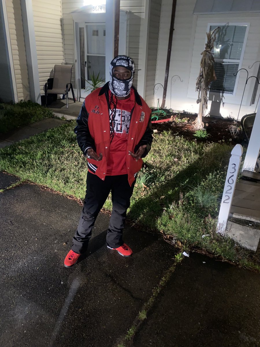 _profitman's tweet photo. Out The Mud I got it all out the mud 💪🏿🤞🏿🤞🏿 #CertifiedBlokBoy https://t.co/ZthtZ2OOac