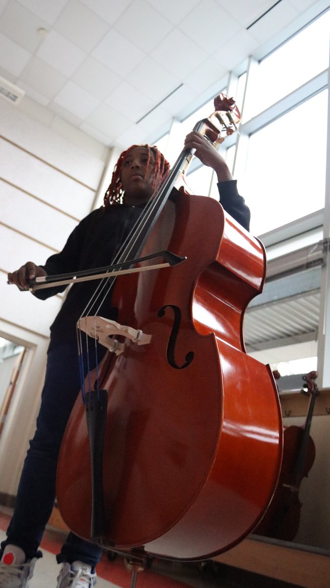 JCYOrchestra's tweet photo. Thank you @HollandsOpusFdn donors for a generous donation of new instruments for the Wolfpack Orchestra! The students are so excited to be playing on much needed new instruments! We are ever so grateful! @apsyoungms https://t.co/bGJsnWvJF4