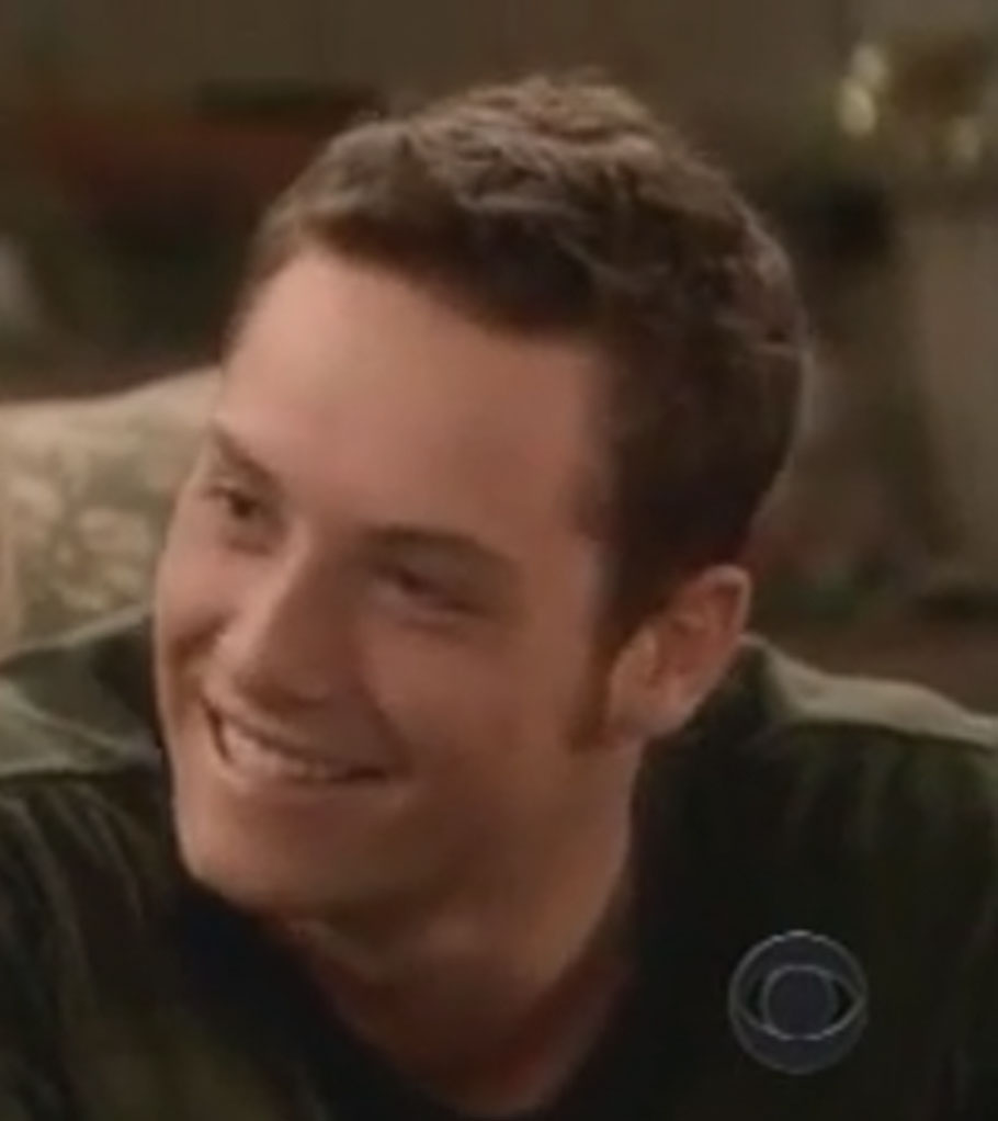 spacedragon2011's tweet photo. Well hello there 😊
He's got the sweetest smile🥰
#jesseleesoffer #willmunson #jayhalstead https://t.co/Syoz0dOusS