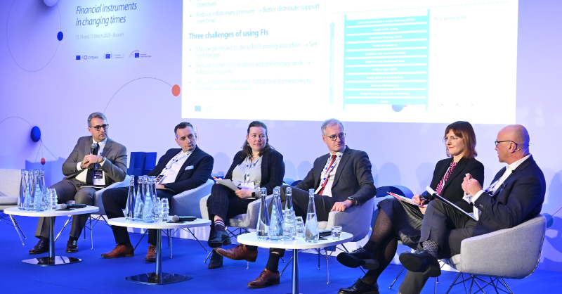 ficompass's tweet photo. How can EU shared management funds #financialInstruments help finance the green transition?

Speakers at #FICampus23 dive into examples from inside and outside the EU🇪🇺, shedding light on current investment trends.

Stay tuned for more event highlights! #ficompass