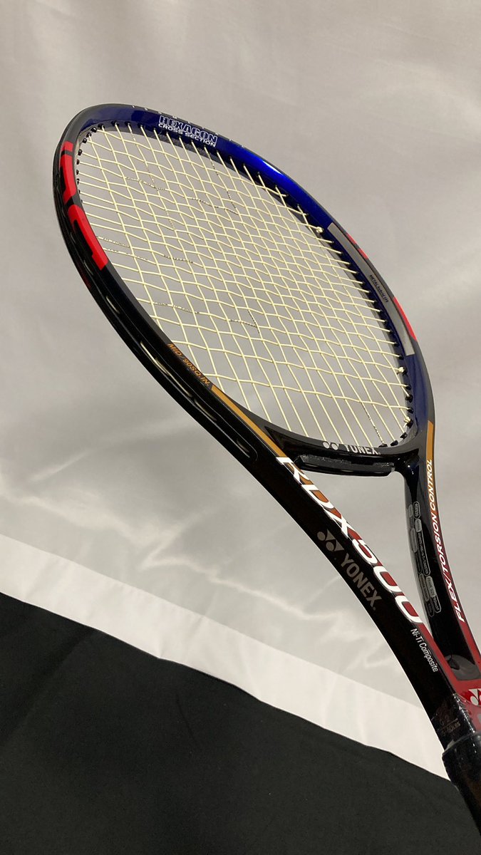 知念寛ラケット (YONEX RDX 500)