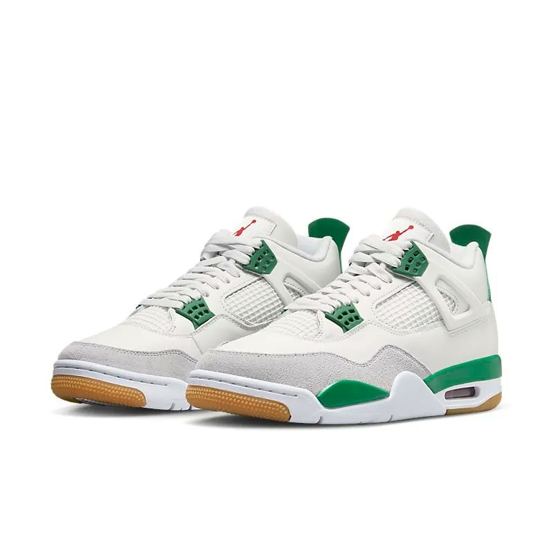 KicksFinder tweet media