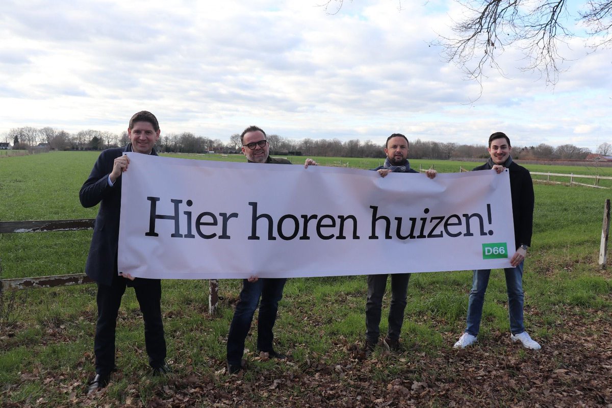 D66Brabant's tweet photo. Holle frases als ‘bouwen, bouwen, bouwen’, halen Brabant niet van het slot, stellen @MatthijsvMilt, @KvdLangenberg, @JorienEindhoven, @joekvpul, @RvdKerkhof85, @JochemvdBogaard en @JulianZieleman in dit artikel. 

👉 https://t.co/xC5G2jlmMA 👈

#StemD66 #StopStilstandStemVooruit https://t.co/r17NMuXAjH