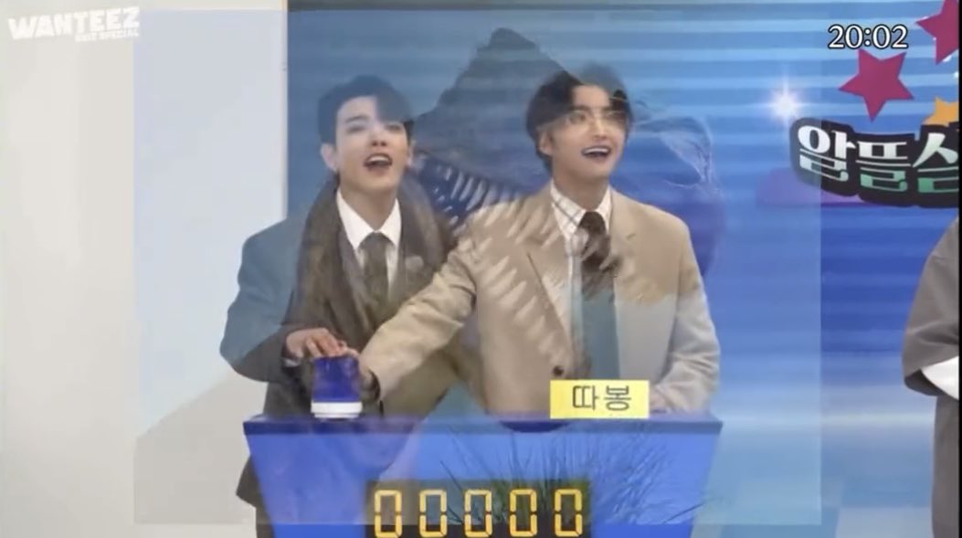 starhwars1024's tweet photo. @ATEEZofficial i think team 따봉 will win because matz are a dreamteam ✨ #ATEEZ #에이티즈 #WANTEEZ #WANTEEZ_살림장만우승팀 https://t.co/T7FRRDIhu7