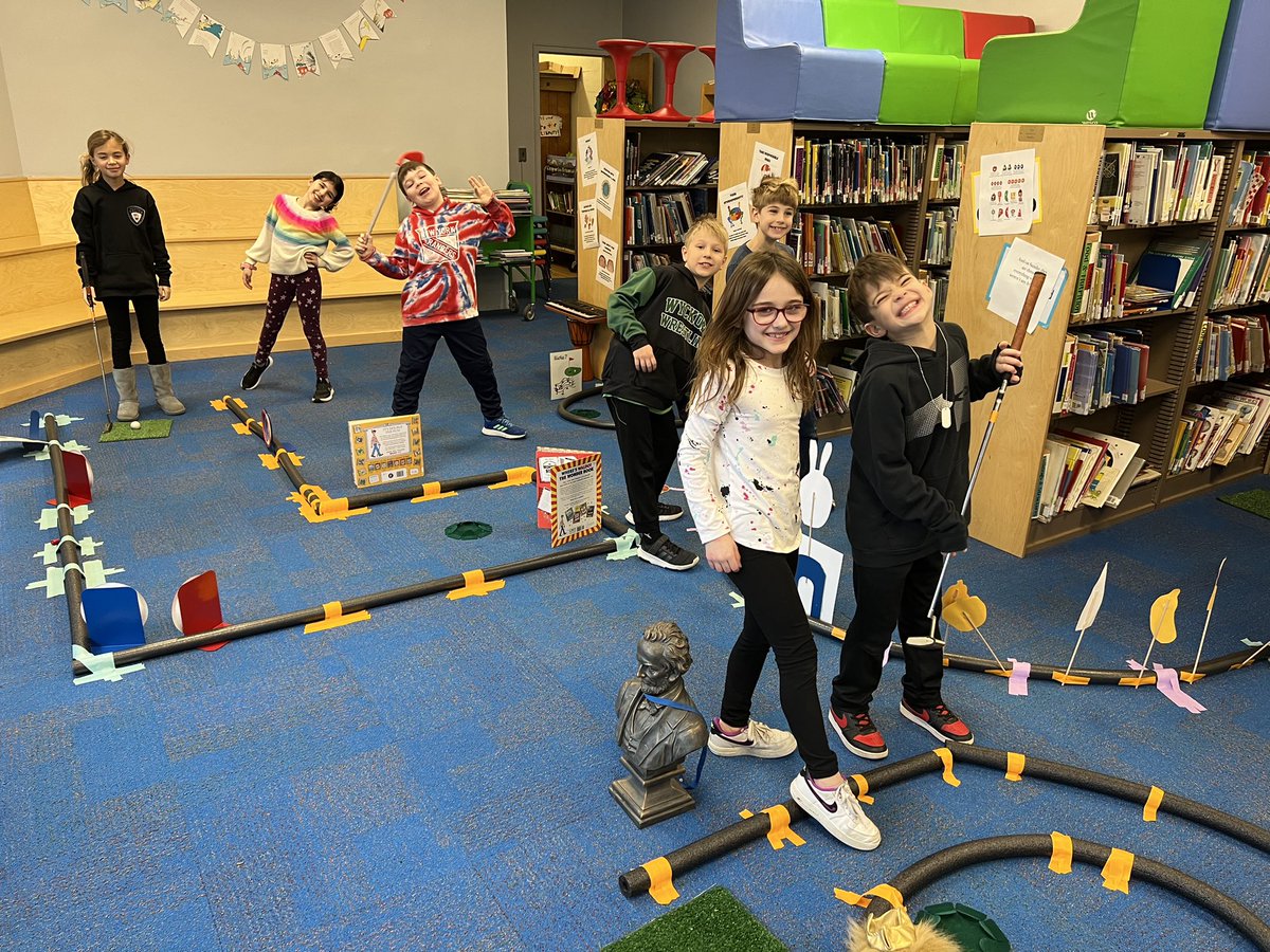 MrsHusstege's tweet image. @LincolnWPS First Ever #LibraryMiniGolf is in full swing. [Yep. I went there] The Hole in 1 Hall of Fame has been initiated as well. Good luck to all the 🦁 s!