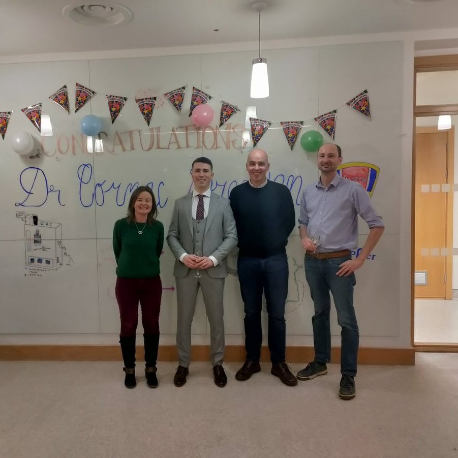We're so proud to congratulate the first PhD student of the group, @cormac_bracken, on successfully defending his PhD thesis on Friday!

Thanks to the external examiner @JMonbaliu, internal Paul Evans and @QuinnGroupUCD for chairing the viva

@ucdchemistry