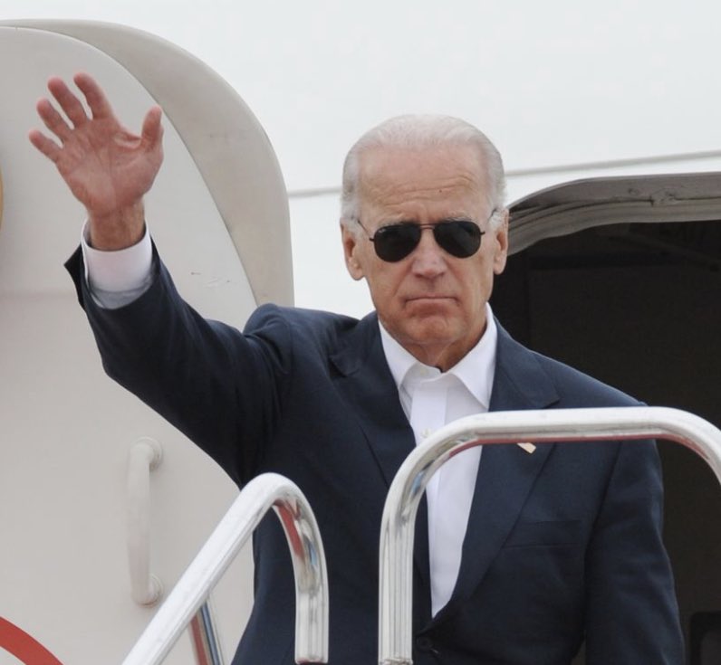 Do you think Joe Biden is the worst President in the history of the United States? 

If yes, raise your hand. 🙋🏻‍♂️