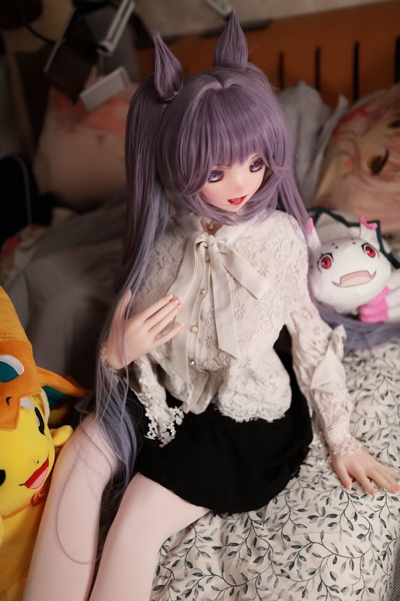 ElsaBabeDoll tweet picture