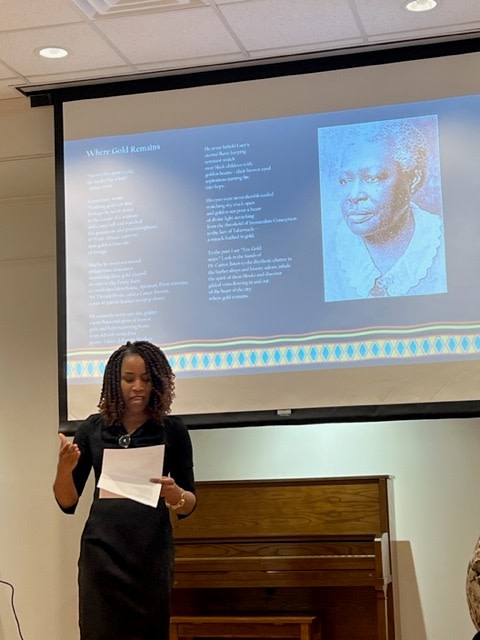 LCLMuseum's tweet photo. Please enjoy these photos of poet Kristie Robin Johnson from our March Commun...
#lucycraftlaneymuseumofblackhistory #lucycraftlaneymuseum #loveaugusta #lclcommunityluncheon #communityluncheon #kristierobinjohnson #poetry #blackpoet #blackpoetry #augustablackhistory #blackhistory https://t.co/rnY3sTbjMJ