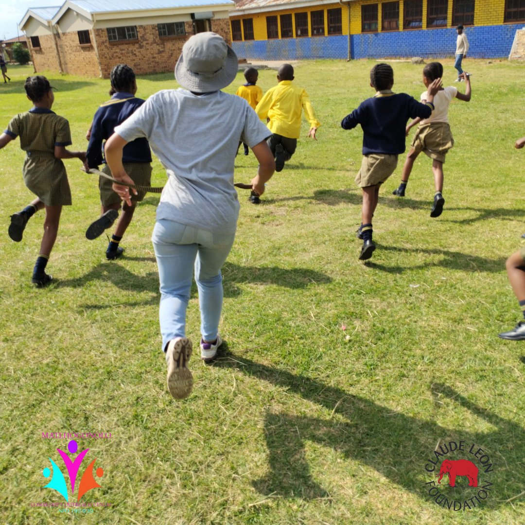 MatlhogonoloCOC's tweet image. The Claude Leon Foundation has been The Learning Trust&apos;s valued supporter for the last 12 years and has been integral in sustaining the work of after-school programmes and the sector at large. We look forward to a productive relationship with our partners

#thelearningtrust #mcoc