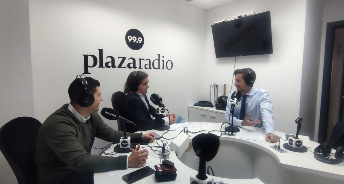 🎙El viernes estuvimos en <a href="/cafedenegocios1/">Café de negocios | 99.9 Plaza Radio</a> "La voz de la #EmpresaFamiliar" con David Jordá de <a href="/efeyene/">EFE&ENE</a>:
🗣"Nosotros escuchamos, damos todas las herramientas para que la familia pueda crecer, financiarse e invertir y crear relaciones a largo plazo".

🎧999plazaradio.valenciaplaza.com/cafe-de-negoci…