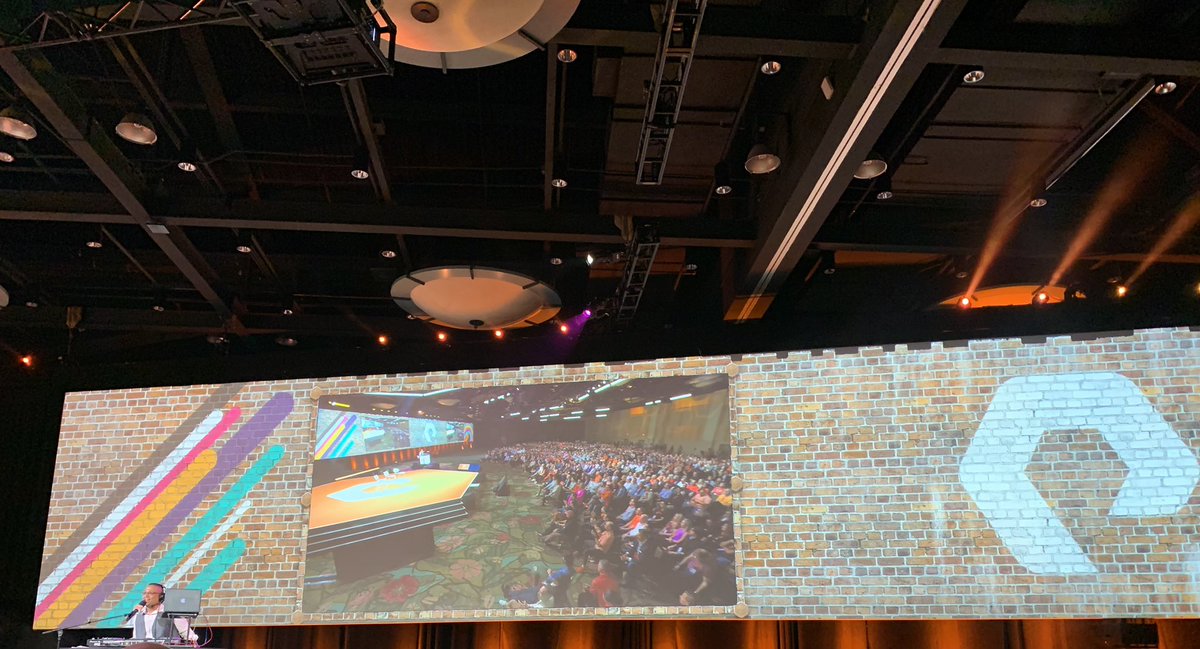 siliconcto's tweet image. Day 29: welcomed by the snow-capped hills around Dublin, I’ve made it back home after circumnavigating the world with my bike. Last week at SKO with the entire @PureStorage GTM team was spectacular and a great way to finish off the trip #homeward