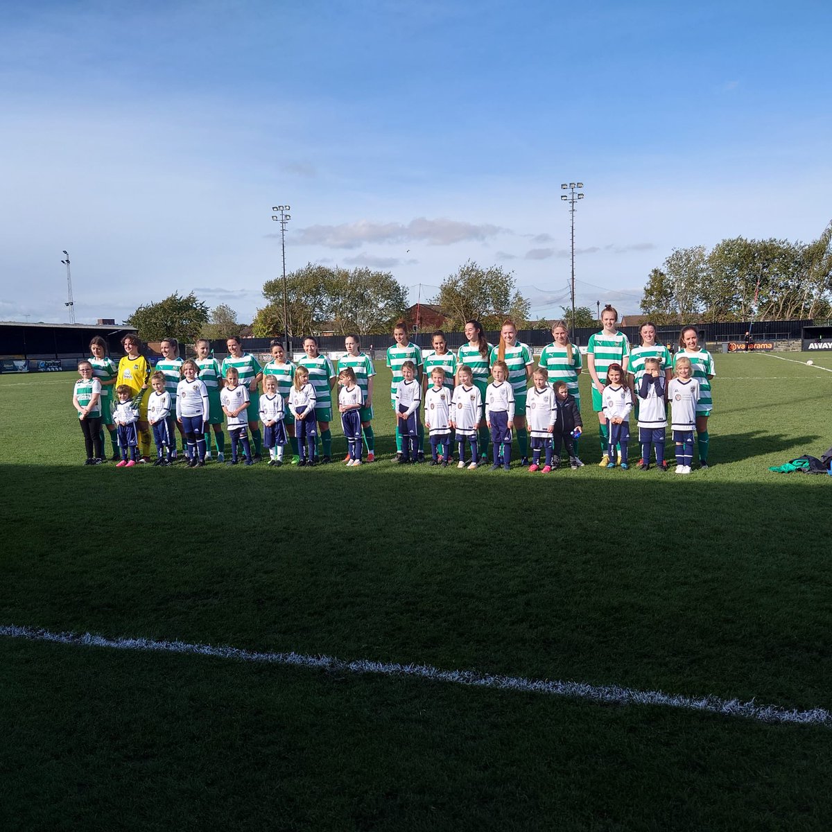 Kirk_89's tweet photo. A sad way to end my 22/23 season but will be supporting @FarsleyCeltWFC from the sidelines instead #UTC #CeltArmy cheers to early retirement 🍻 https://t.co/y8P7Iqa7CV