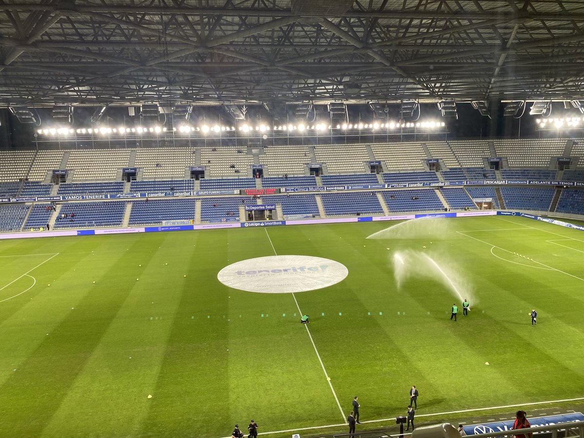 TodoGolesRadio's tweet image. Quieres ganar una ENTRADA para el DERBI del Heliodoro?. Sigue nuestra cuenta, retuitea aquí y mucha suerte!! 👇🏼👇🏼