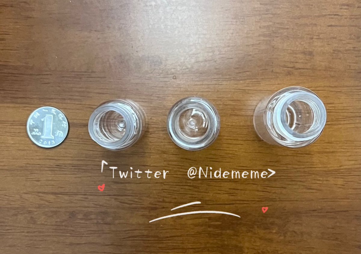 Nidememe's tweet photo. 这是大家问的比较多的一个问题～5ml-10ml-20ml实物对比图₍˄·͈༝·͈˄*₎◞ ̑̑
(参照物没找到一元钱硬币，倒是翻出了一角硬币，宝们将就一下🤣)
#原味卖家 #原味 https://t.co/OwrHz7XM0y