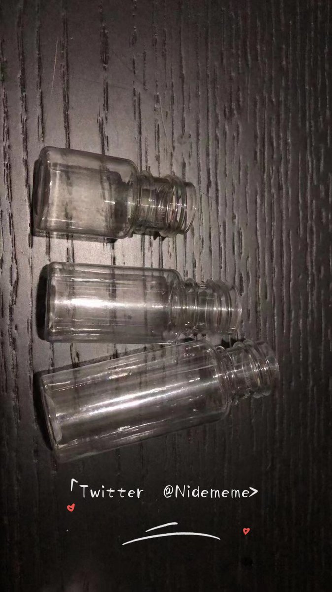 Nidememe's tweet photo. 这是大家问的比较多的一个问题～5ml-10ml-20ml实物对比图₍˄·͈༝·͈˄*₎◞ ̑̑
(参照物没找到一元钱硬币，倒是翻出了一角硬币，宝们将就一下🤣)
#原味卖家 #原味 https://t.co/OwrHz7XM0y