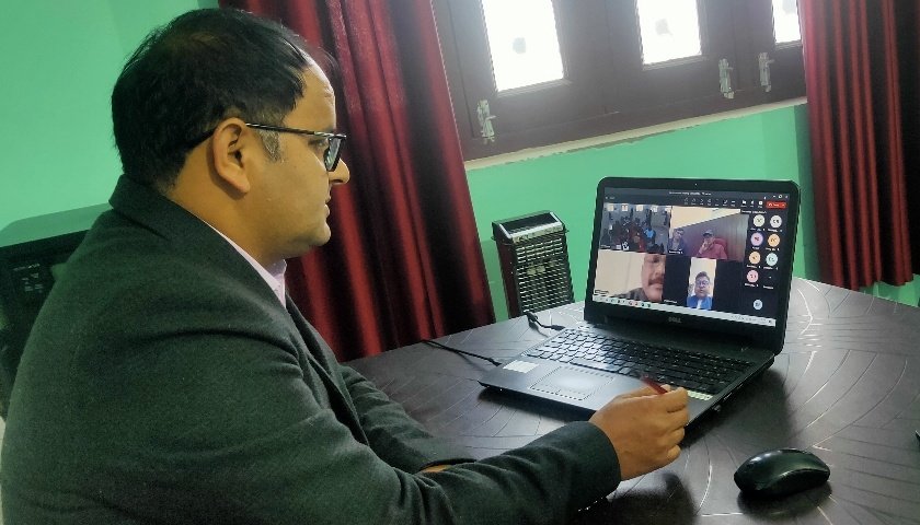 REAPUttarakhand's tweet photo. REAPPauri: Participated in a #review_meeting  on #Ultra_Poor_Package chaired by #PD_UGVS_REAP. All districts were #instructed to #speed_up their work and meet the #targets on #time. The meeting was also attended by AM-I&amp;I. @REAPUttarakhand 
@basava_ias 
… https://t.co/GmzoU8zFFs