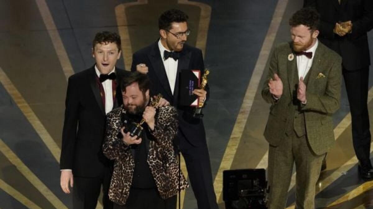 DownSyndromeIRL's tweet photo. How amazing was it to see James Martin on-stage at the Oscars and getting the love from Hollywood! 

Congratulations to everyone involved with An Irish Goodbye. 

#OscarsIE https://t.co/iPcU0ExZ3t