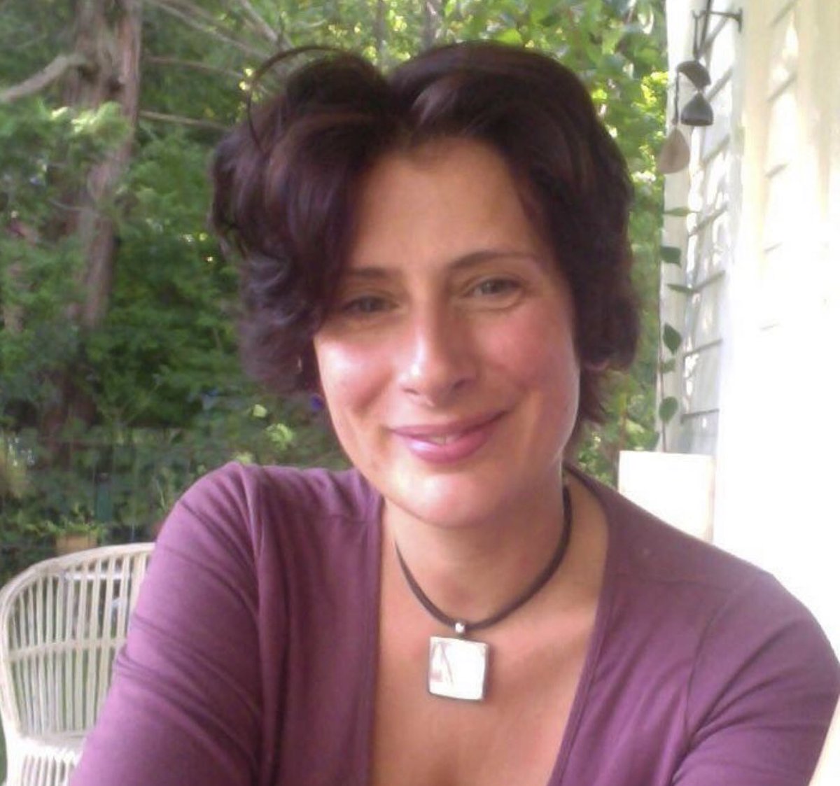 claudia_stauber's tweet photo. I miss Debbie every day. She was more then a friend, she was my little sister, my confidant and my “current events” sounding board.
Not just me, but we all have suffered a huge lost!
😭

#saneprogressive https://t.co/pAvwTHqBsF