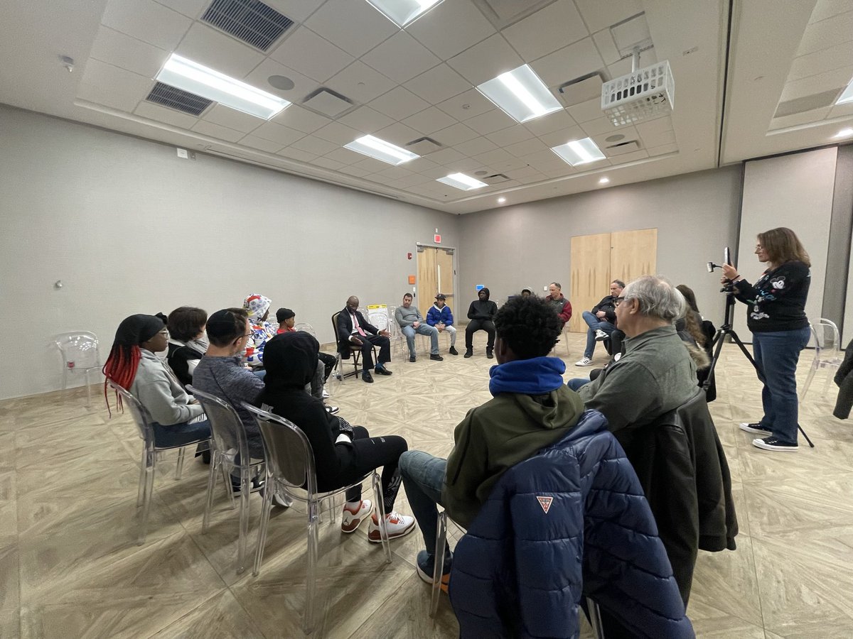 What an incredible afternoon for our Big Brothers Big Sisters and their Littles to spend with Hashim Garrett hearing his own story of resilience! Thank you to our special host Rabbi Yisroel Rosenblum at Friendship Circle in Lifetown. #IamGMW