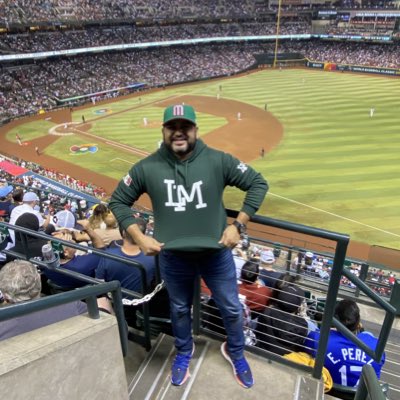 ElHectorin tweet media