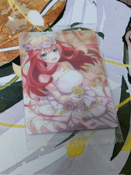 五等分のウエハースの五月の箔押し
今回ぶっちぎりでこのイラストが良かったな 