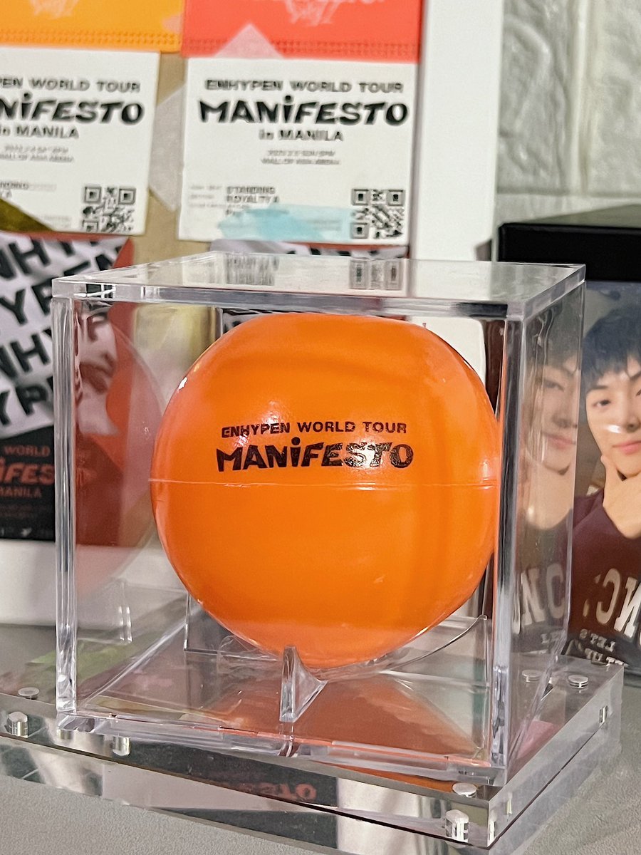 bunnynwolf's tweet photo. manifesto memories 🧡 https://t.co/kjEYySoT9e