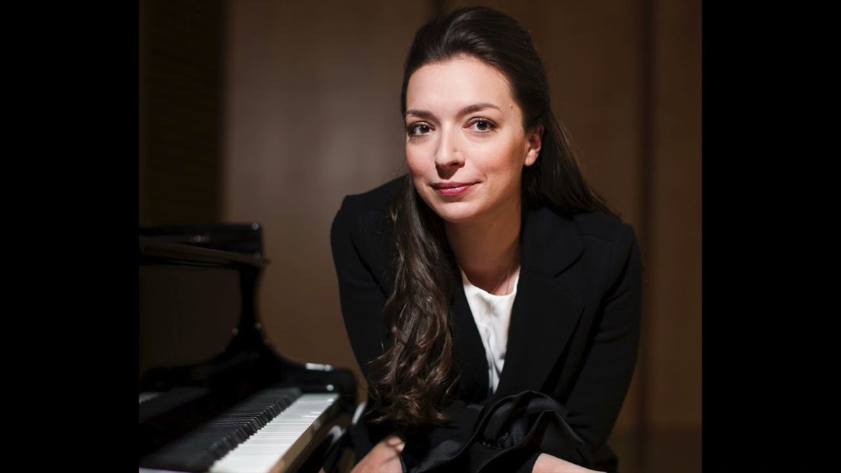 festivalVezere's tweet photo. J-10 avant le voyage musical au pays des aurores boréales avec Yulianna #Avdeeva & l'Orch. de Chambre Nelle-Aquitaine dirigé par Pierre Bleuse @OrchestreOCNA @PBleuse !
Cris d'amour aux terres scandinaves des compositeurs #Grieg et #Sibelius. En collaboration avec L'Empreinte. https://t.co/BAUcE89pNV