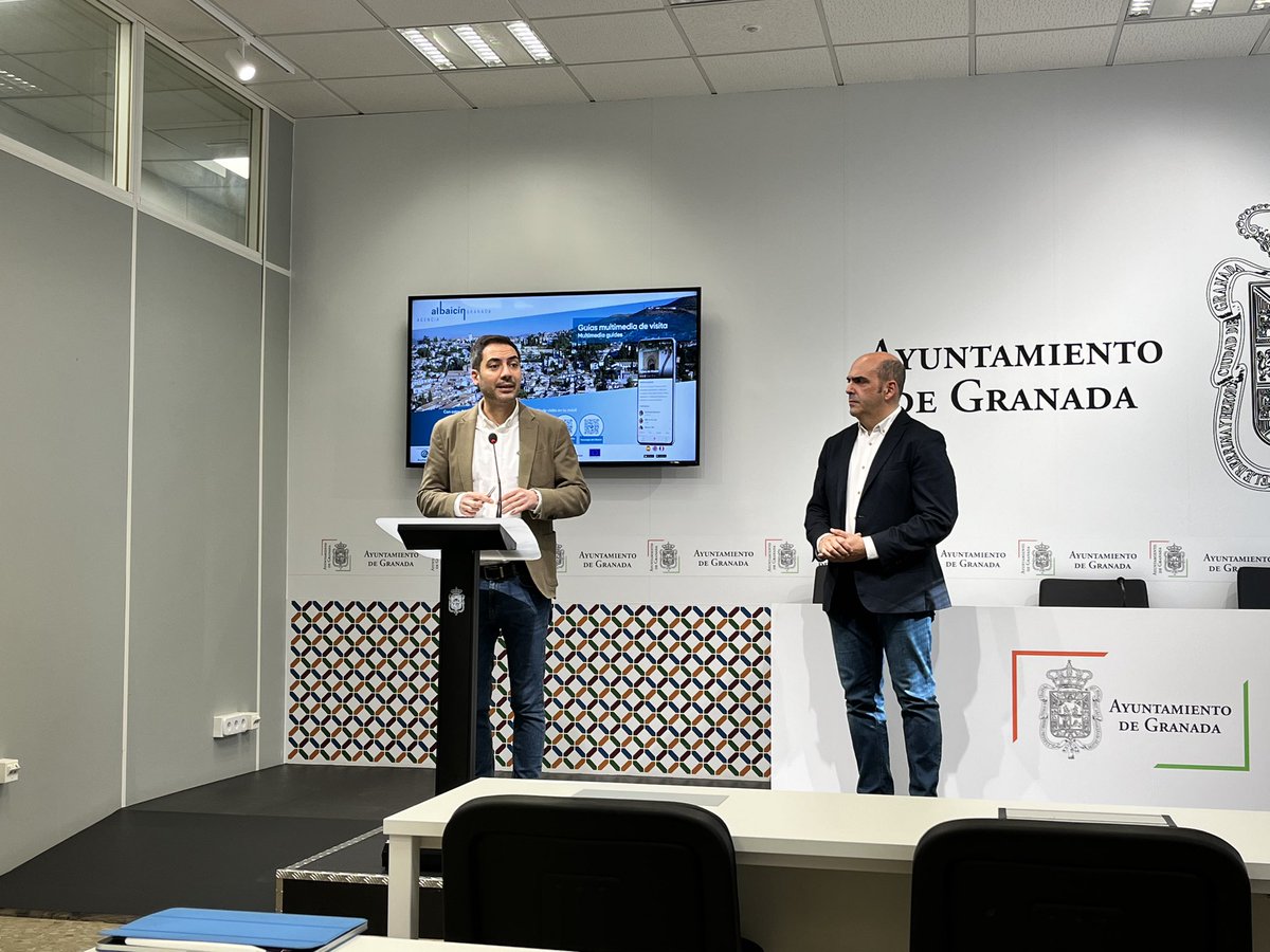 AgenciaAlbaicin's tweet image. Hoy han sido presentadas nuestras Guías multimedia gratuitas para móvil en la plataforma @Aumentur para disfrutar más y mejor del #Albaicín y del @CuartoReal de Santo Domingo ➡️ bit.ly/42kWmFx